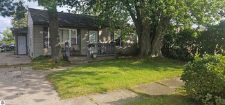 249 State St SW, Oscoda, MI 48750