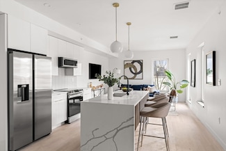 122 Washington St Unit 27, Weymouth, MA 02188