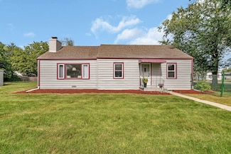 1901 Wilcox St, Crest Hill, IL 60403