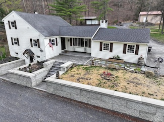 53 Nodine Mountain Rd, New Baltimore, NY 12087