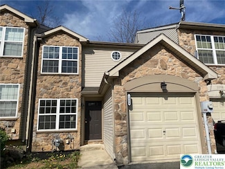 1064 Timberidge Ln, Allentown, PA 18106