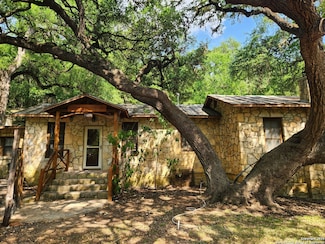 19614 Grey Forest Dr, Helotes, TX 78023