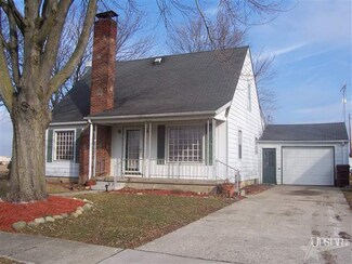 4530 Park St, Woodburn, IN 46797