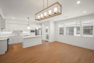 224 Carroll St Unit 8, Sunnyvale, CA 94086