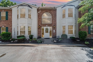 5440 Asbury Lake Dr, Cincinnati, OH 45247