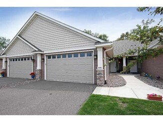 5841 Oakgreen Ct N, Oak Park Heights, MN 55082