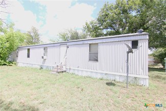 214 W Beeline Ln, Harker Heights, TX 76548