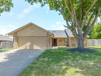 3213 Creekwood Ct, Norman, OK 73072