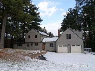 4 Pinecone Ln, Andover, MA 01810