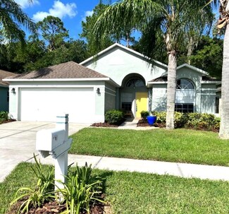 29527 Birds Eye Dr, Wesley Chapel, FL 33543
