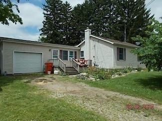 3894 Vandekarr Rd, Owosso, MI 48867