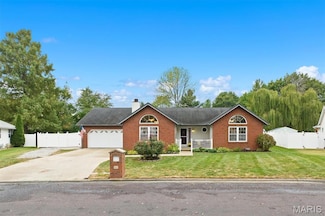 939 Dere Bere Dr, Mascoutah, IL 62258