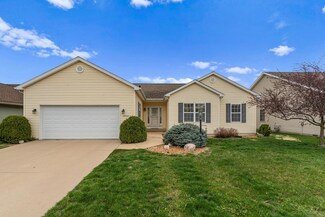 3906 Pebblebrook Ln, Champaign, IL 61822