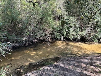 3526 Hinote Rd, Crestview, FL 32539