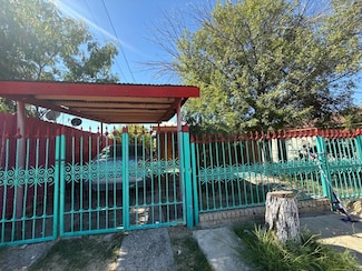 325 N Trinity St, Eagle Pass, TX 78852