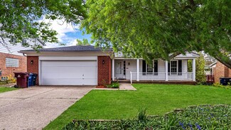 1607 Dicken Dr, Ann Arbor, MI 48103