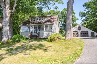 54 Central St, Randolph, ME 04346
