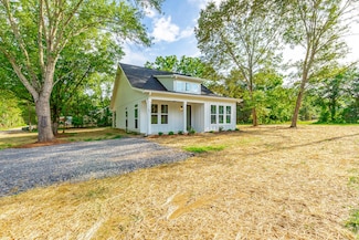 516 W Reed Rd, Lafayette, GA 30728
