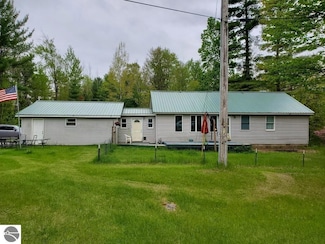 1148 Horseshoe Dr, Alger, MI 48610