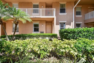 1003 Fairwaycove Ln Unit 103, Bradenton, FL 34212
