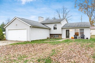 1604 Constitution Dr, Newark, OH 43055