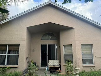 4295 Grosvenor Ct, West Palm Beach, FL 33409