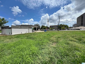 724 16th St N Unit 16, Birmingham, AL 35285