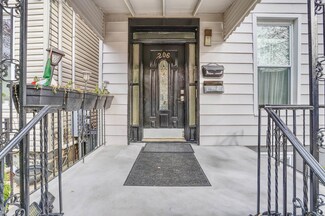 206 Dodd St Unit 2, Weehawken, NJ 07086