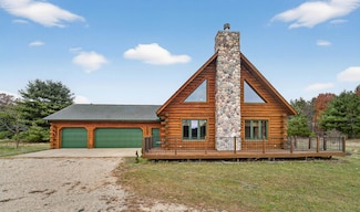 N9170 Pagel Rd, Iola, WI 54945