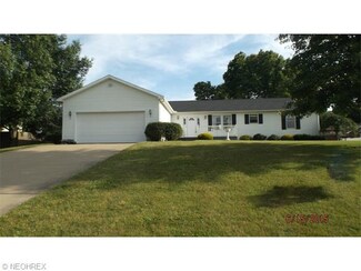 534 Delaware Ave NW, Bolivar, OH 44612