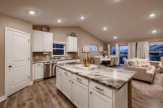 7110 Marlowe Ave NE, Elk River, MN 55330