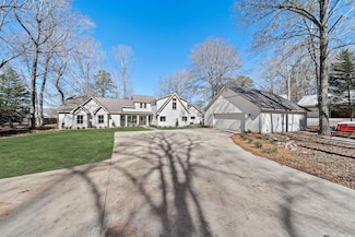 136 N Hidden Lake Dr, Eatonton, GA 31024