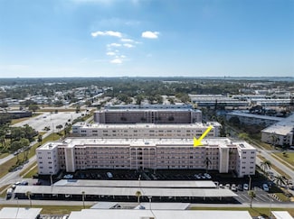 5623 80th St N Unit 505, Saint Petersburg, FL 33709