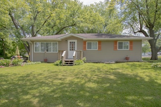 613 Hollywood, Hebron, IN 46341