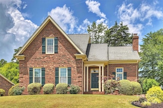 635 Sentinel Oak Ln, Charlotte, NC 28214