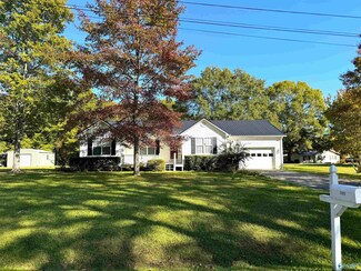 2925 Cothran St, Gadsden, AL 35903