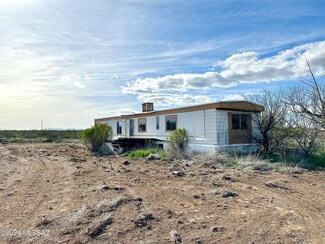 13781 E Lipps Ln, Vail, AZ 85641