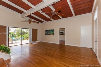 2537 Nassau Ln, Fort Lauderdale, FL 33312