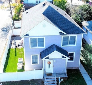 306 Lincoln Ave, Secaucus, NJ 07094
