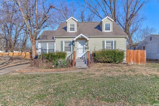 3216 Coker Ave, Evansville, IN 47714
