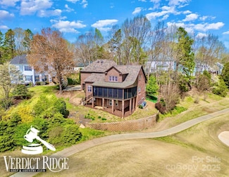 1316 Valhalla Dr, Denver, NC 28037