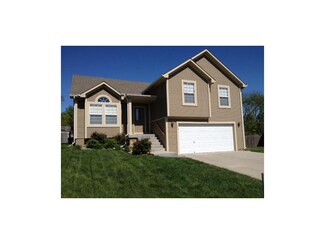 1715 S 104th Terrace, Kansas City, KS 66111