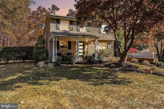 1833 Pulaski Dr, Blue Bell, PA 19422