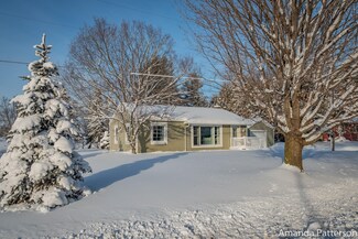 1565 Garfield St, Marne, MI 49435