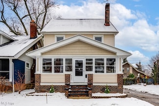 339 Overlook Park Dr, Cleveland, OH 44110