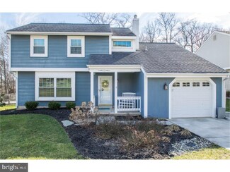 11 Dustin Dr, Claymont, DE 19703