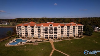 12100 Two Rivers Dr Unit B2/2, Athens, AL 35611