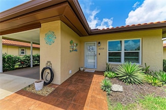 3213 Mercer Rd, Bradenton, FL 34207