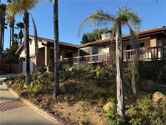 1677 S Hill Ave, Fallbrook, CA 92028