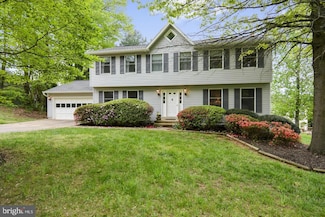 914 Barker Hill Rd, Herndon, VA 20170
